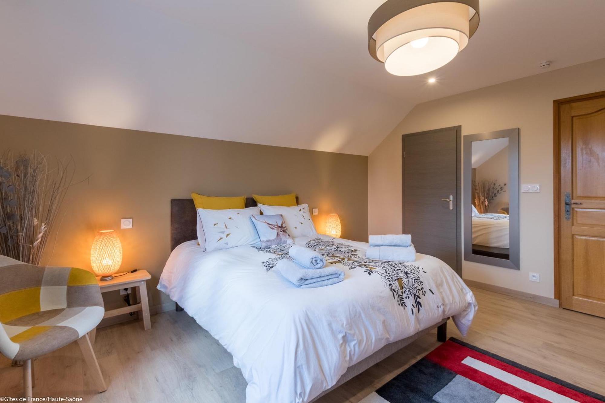 Au Domaine Du Cerf Bed & Breakfast Vyans-le-Val Oda fotoğraf