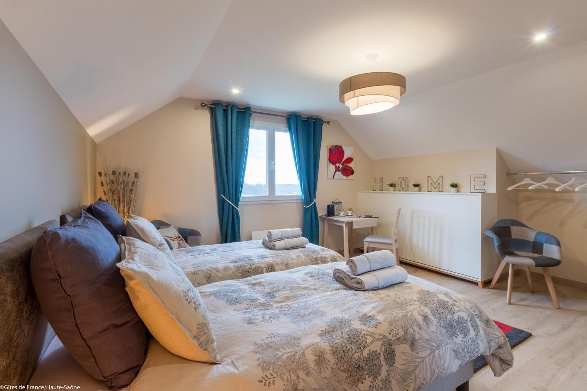 Au Domaine Du Cerf Bed & Breakfast Vyans-le-Val Oda fotoğraf